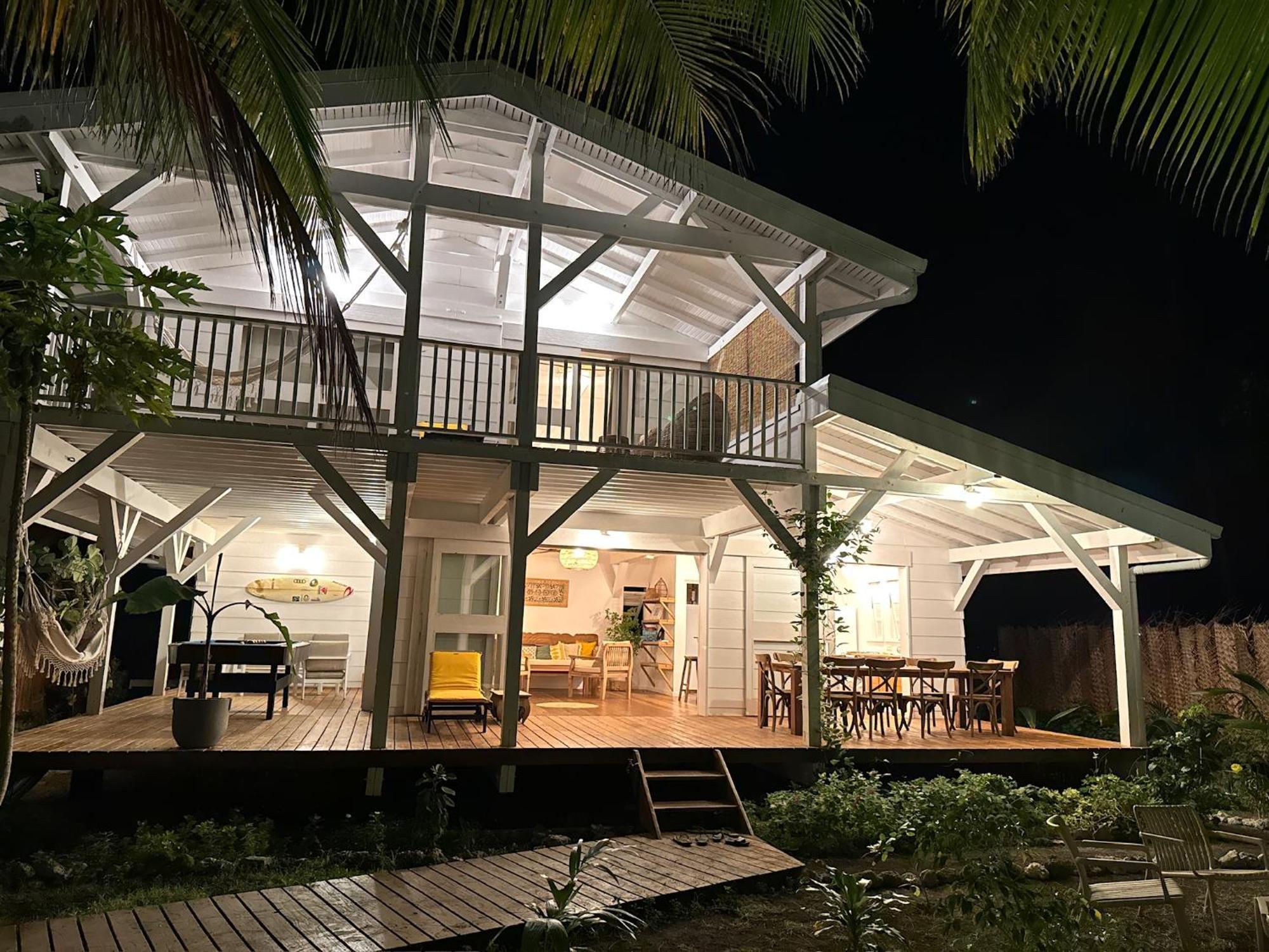 Le Coconut Lodge Avatoru Exterior foto